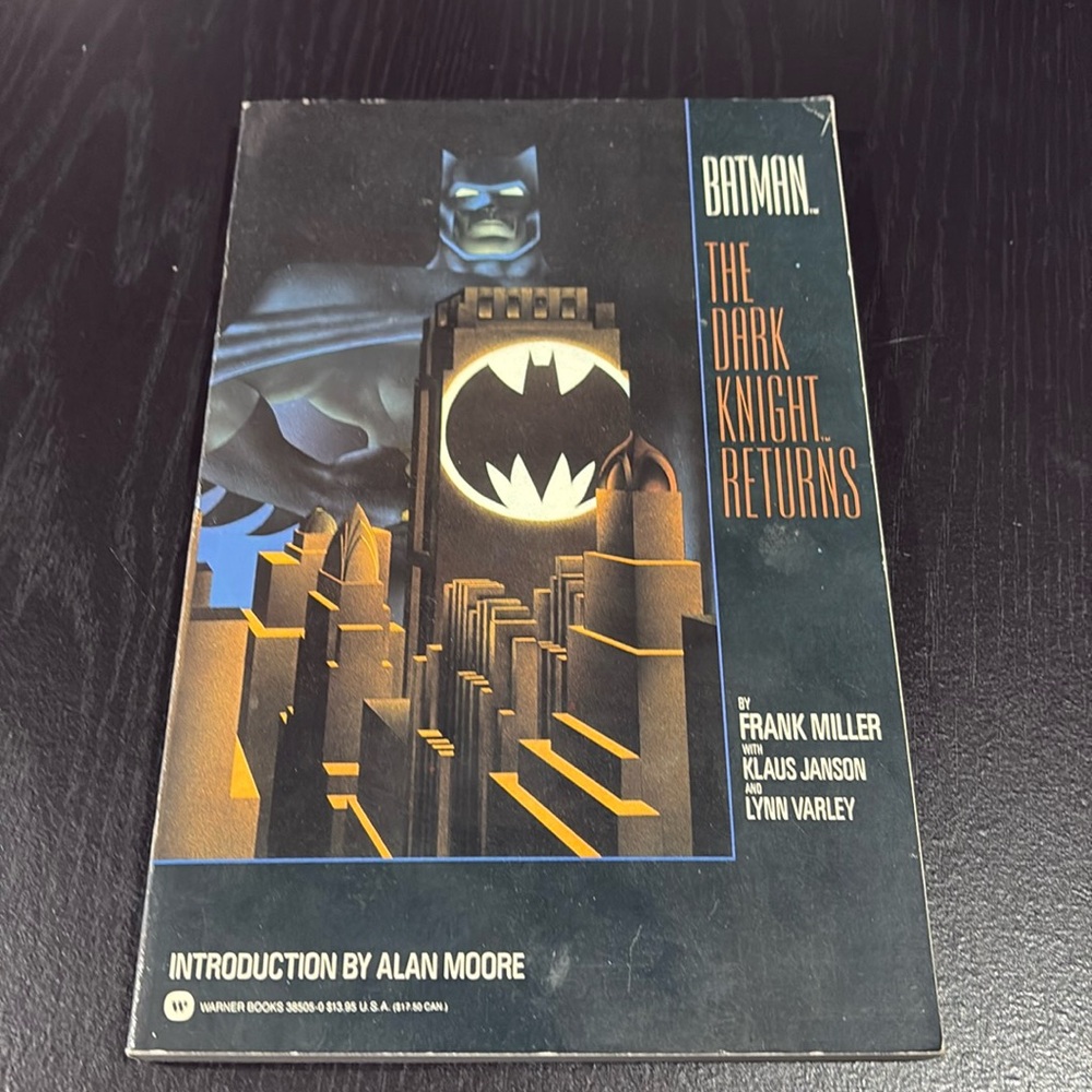 Batman The Dark Knight Returns graphic novel